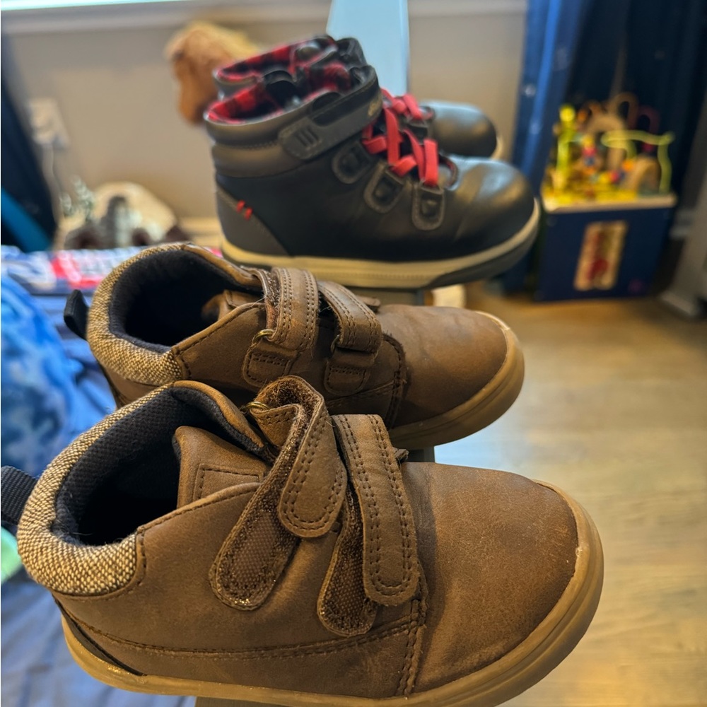 Cat and jack and Eddie Bauer boot size 8 toddler boy shoes for winter